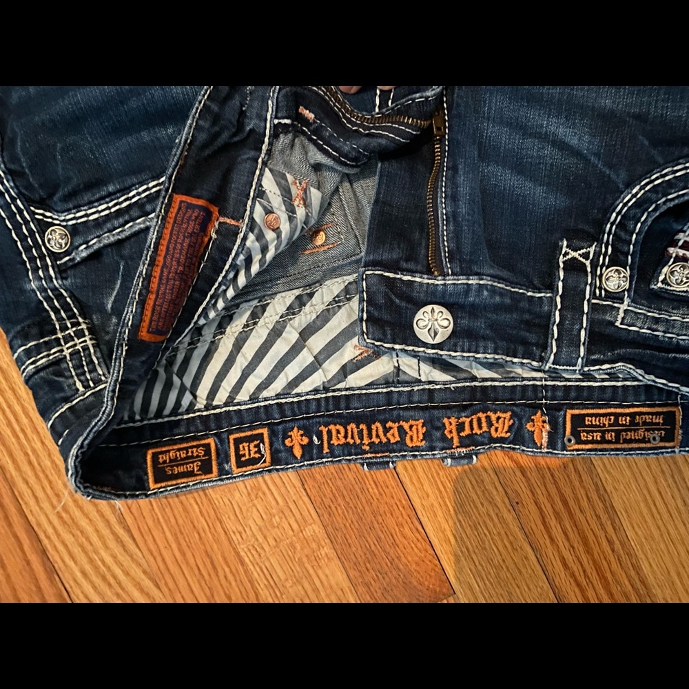 Men’s Rock Revival Jeans